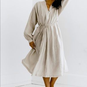 Black Crane Poet Dress in Cream